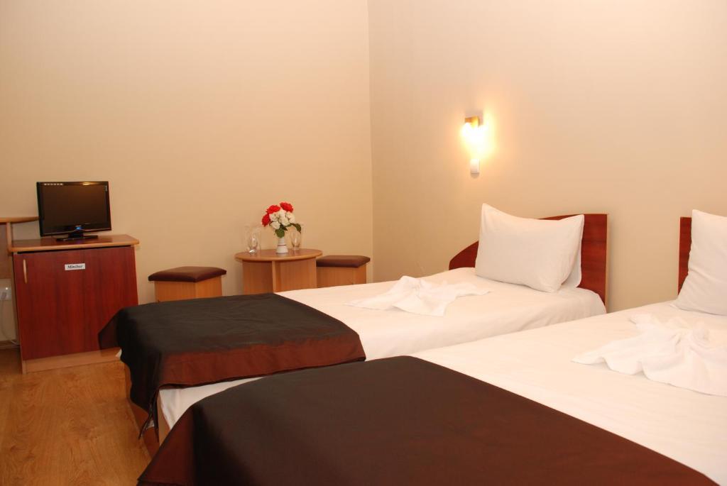 Hotel Liliacul คลูจ-นาโปกา ห้อง รูปภาพ